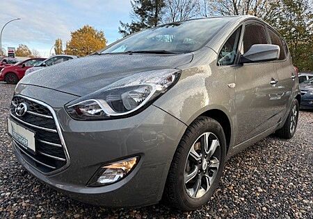 Hyundai ix20 blue Space