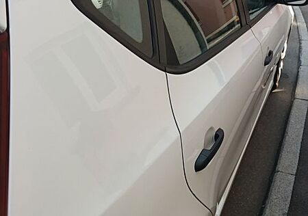 Hyundai i30 1.6 CRDi 66 kW Classic Classic