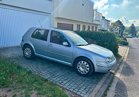 VW Golf Volkswagen 1.4 Pacific