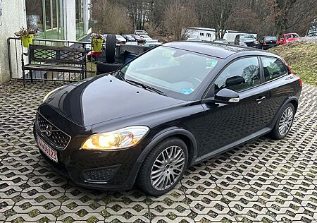 Volvo C30 D2 Kinetic TÜV AU neu