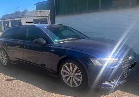 Audi A6 55 TFSI e S tronic quattro sport Avant sport