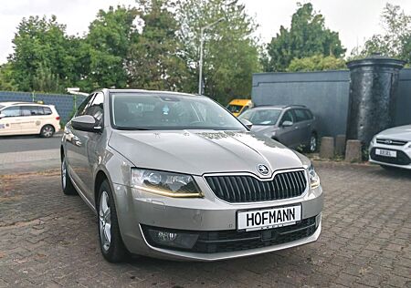 Skoda Octavia 2.0 TDI Aut.Laurin & Klement Voll Euro 6