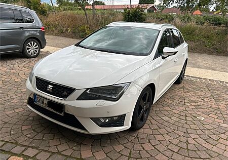 Seat Leon ST 2.0TDI DSG FR TÜV05/27 alle Inspektionen
