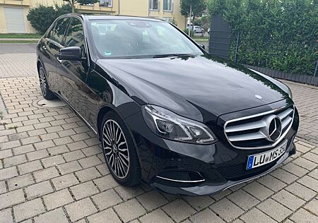 Mercedes-Benz E 350 BlueTEC 9G AMG AVANTGARDE