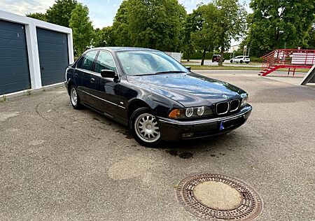 BMW 520i Auto