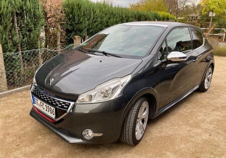 Peugeot 208 1.6 GTi 200 THP GTi