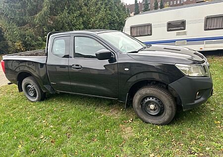 Nissan Navara NP300 Visia King Cab 4x4