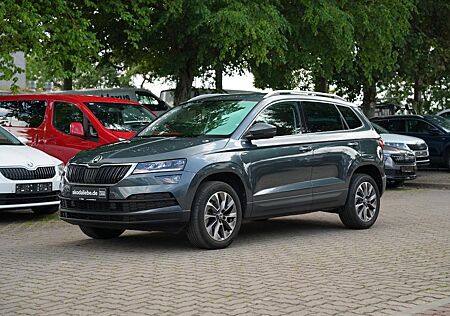 Skoda Karoq CLEVER 1.5TSI FRONTSCHEIBENHZ+KEYLESS+LED