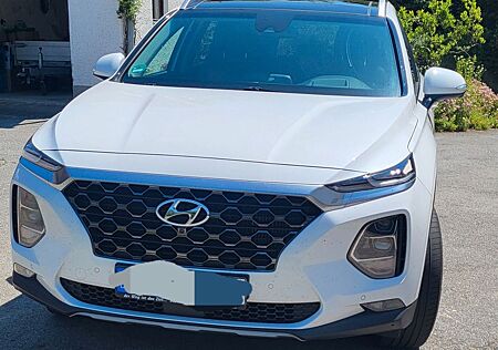 Hyundai Santa Fe 2.2 CRDi Premium 4WD 8AT Premium