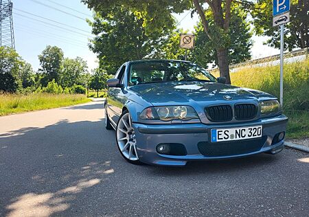 BMW 320i -