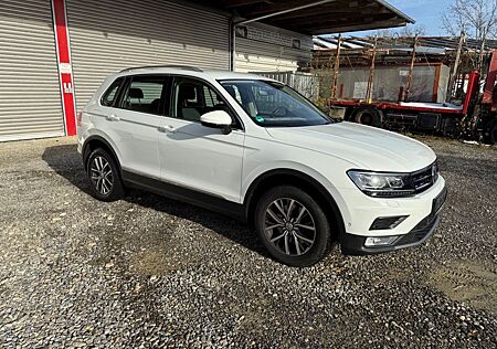 VW Tiguan Volkswagen 2.0 TSI DSG 4M NAVI SHZ LED N