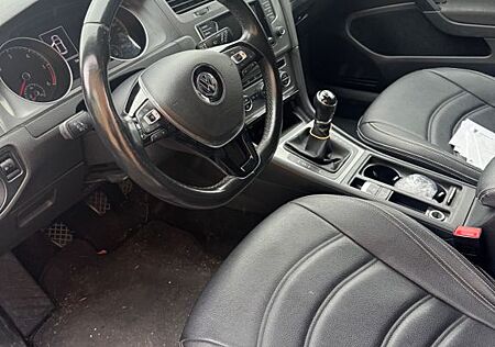 VW Golf Volkswagen 1.6 TDI Comfortline BlueMotion Comfortline