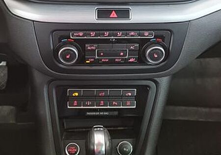 VW Sharan Volkswagen 2.0 TDI DSG 125kW BlueMotion Tech Sty...