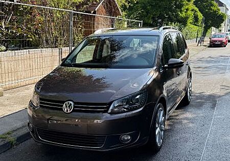VW Touran Volkswagen 2.0 TDI DSG LIFE BlueMotion Technolog...