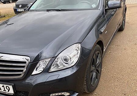 Mercedes-Benz E 250 BlueEFFICIENCY -