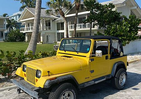 Jeep Wrangler YJ 4.0 Automatik Allrad