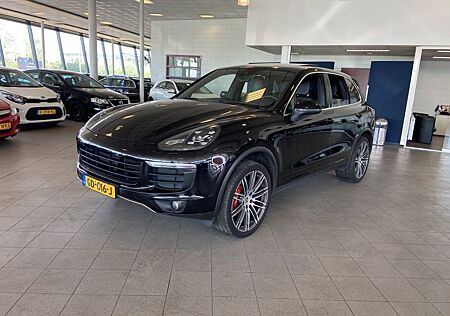 Porsche Cayenne 3.0 S E-Hybrid