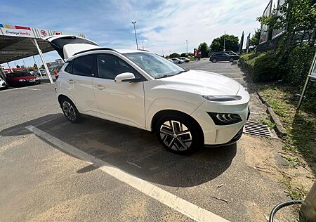 Hyundai Kona Elektro ELEKTRO 100kW -