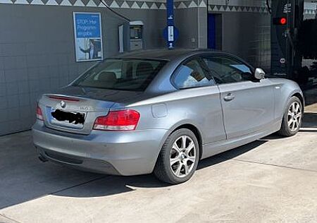 BMW 120i Coupé e82 - Automatik Facelift