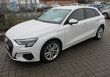 Audi A3 Sportback 40 TFSI e DSG Basis