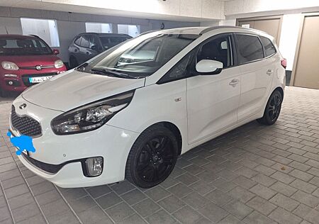Kia Carens 1.7 CRDi 136PS Dream Team Edition Dre...