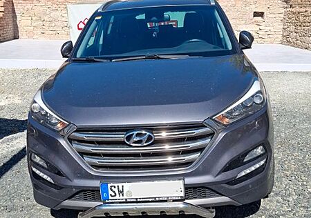 Hyundai Tucson 1.6 T-GDI Premium*4WD*PDC*Led*Kam*AHK*Nav
