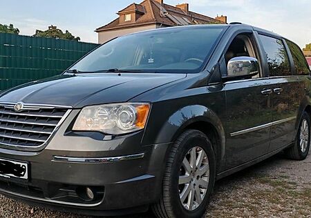 Chrysler Grand Voyager Limited 2.8 CRD Autom. Limited