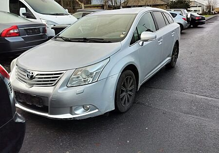 Toyota Avensis Combi Executive 2.0 D-4D