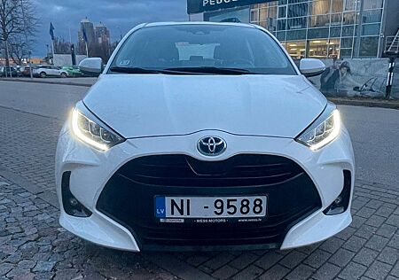 Toyota Yaris 1.5-l-VVT-i Hybrid CVT Active Plus