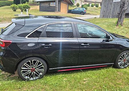 Kia Cee'd / Ceed 1.6 T-GDI DCT GT GT
