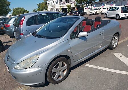 Peugeot 307 CC LEDER SHZ A/C Kamera