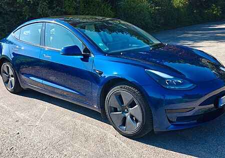 Tesla Model 3 Hinterradantrieb RWD RWD