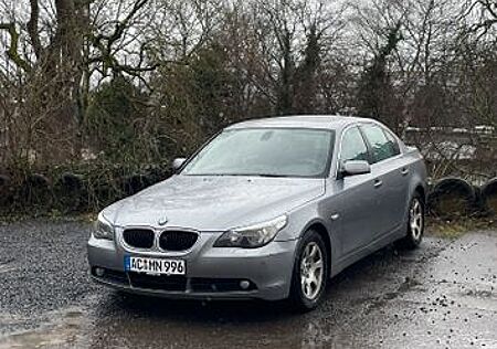 BMW 520i -