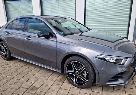 Mercedes-Benz A 250 A 250e AMG LINE Hybrid nur 8000km incl MwSt