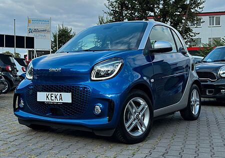 Smart ForTwo Coupé EQ 60kW! 22kW-BOARDLADER! 1.HAND! LED!