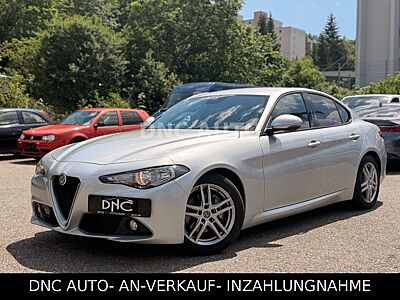 Alfa Romeo Giulia /Voll Scheckheftgepflegt/NAVI/SHZ