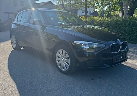 BMW 114i -