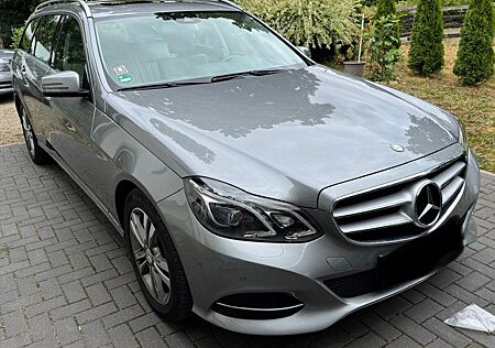 Mercedes-Benz E 300 BlueTEC T -