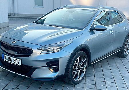 Kia XCeed 1.6 CRDi DCT Vision LED Rückfahrkamera