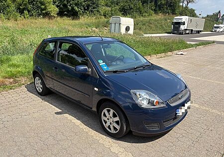 Ford Fiesta 1,3 44 kW 2008 *nur 93.000 km*