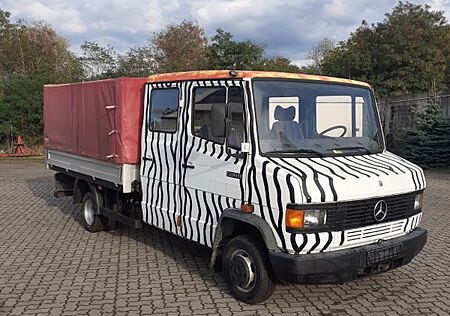 Mercedes-Benz Vario 508D