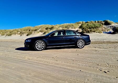 Audi A8 4.2 TDI tiptronic quattro -