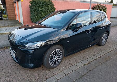 BMW 218 Active Tourer M Paket Premium Driving AHK