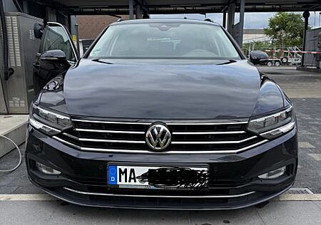 VW Passat Variant Volkswagen 1.5 TSI OPF DSG Variant -