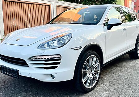 Porsche Cayenne 3,0D 21Zoll-GTS Leder Panorama AHK Navi