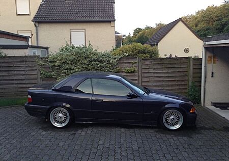 BMW 328i Cabrio