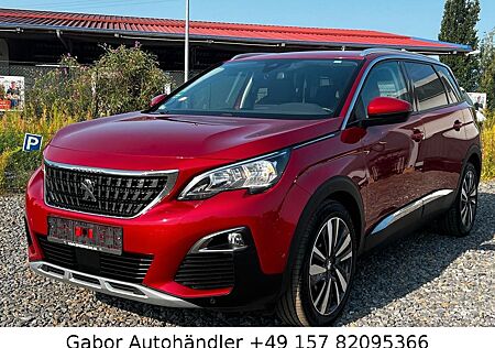 Peugeot 5008 Allure . 7 Sitze