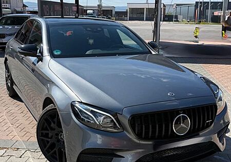 Mercedes-Benz E 400 d 4MATIC AMG-Line - Night Paket