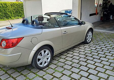 Renault Megane Coupé-Cabriolet Dynamique 2.0 16V Dyn...