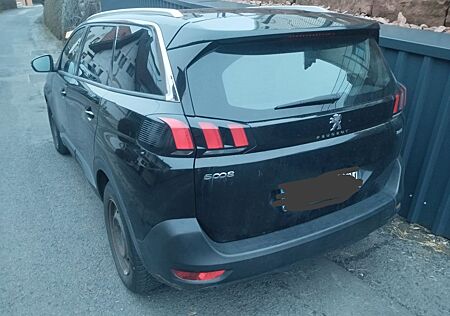 Peugeot 5008 PureTech 130 Active Active